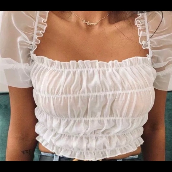 ☆ Pearl Crop Top ☆ - Picture 2 of 6